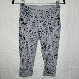 Lululemon Leggings Womens 6 Blue Be Still Pant Midnight Market Capri Workout Gym